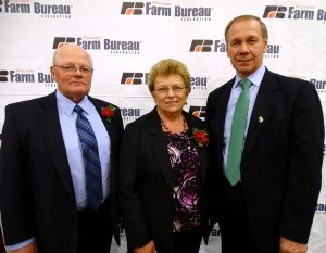 Distinguished-Service-to-Farm-Bureau---Loren-Wolfe