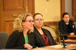 Libby Hafften testifies before the Senate Committee on Insurance and Small Business in favor of Farm Bureau Health Plans.