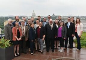 Leadership-Institute-Group-with-Capitol-background